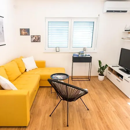 Apartment Alma - To Travel Is To Live Celje