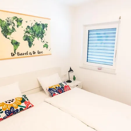 Apartment Alma - To Travel Is To Live *