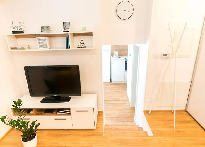 Apartment Alma - To Travel Is To Live *